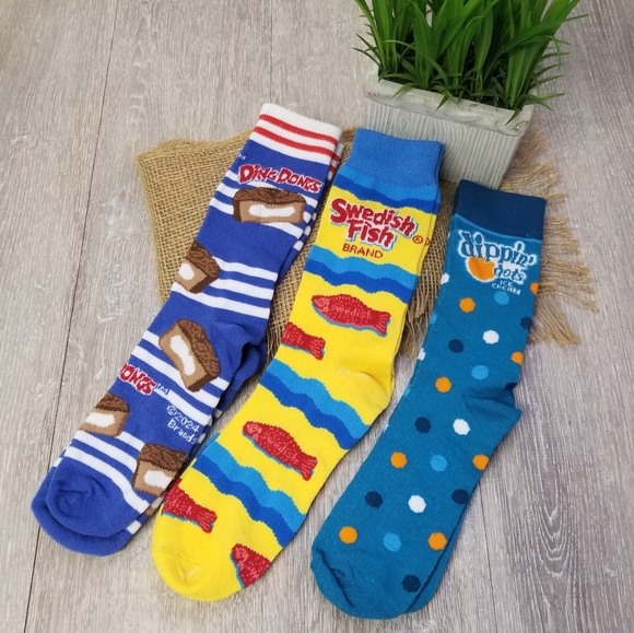 3 Pairs Novelty Socks - Picture 2 of 6